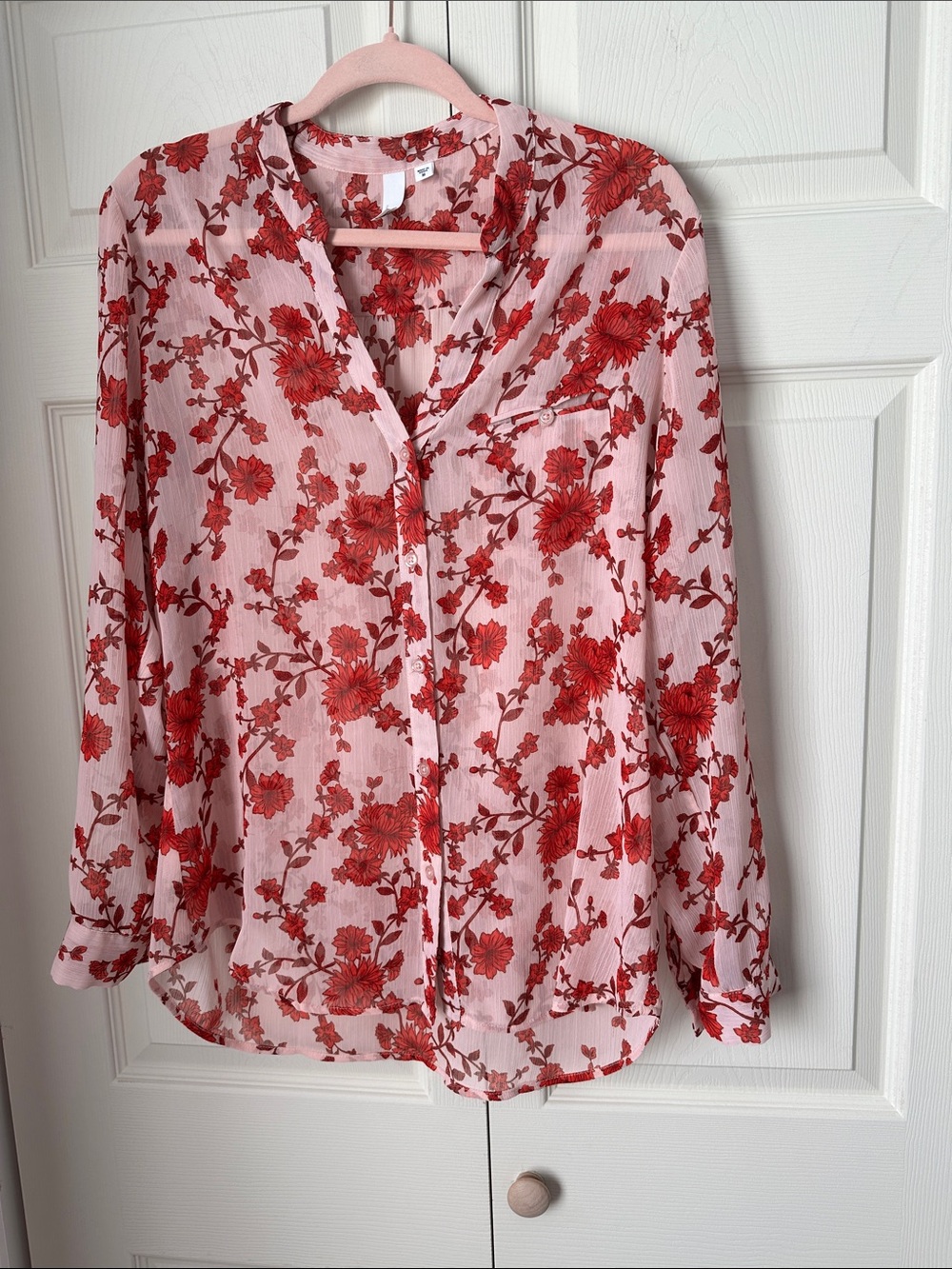 Floral Button-Up Blouse - Red Floral on Light Pink size Medium